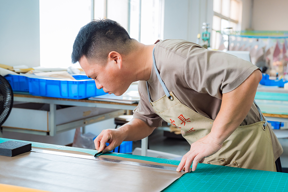 Handmade Material Cutting 04 - 960 - 640