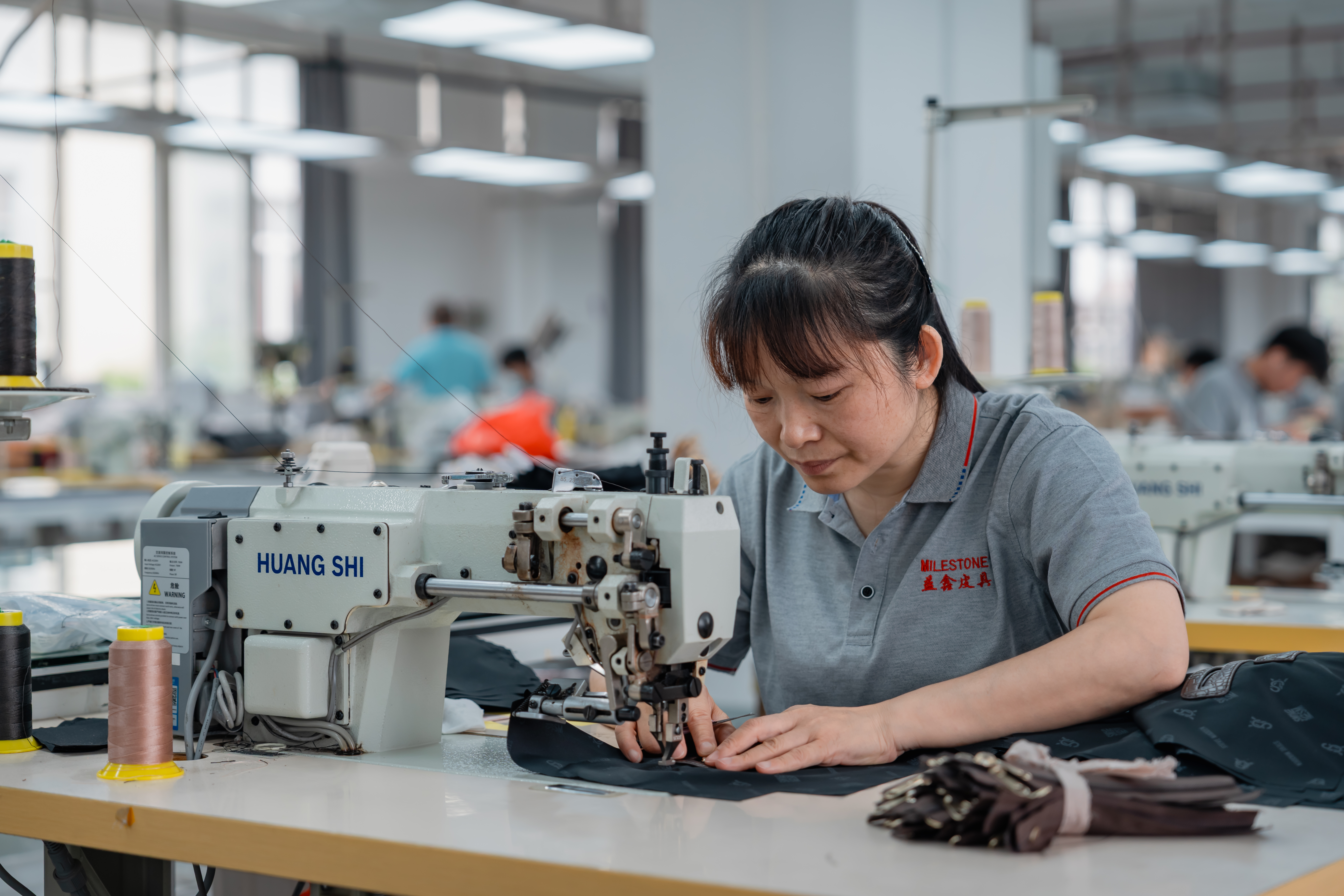 Milestone Worker Stitching Vegan Leather Handbag11